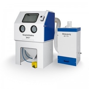 Robuste Saugstrahlkabine 2642/7 mit effizienter Absaugung, ideal für präzises, staubfreies Strahlen und Reinigung in Werkstätten und Laboren.
