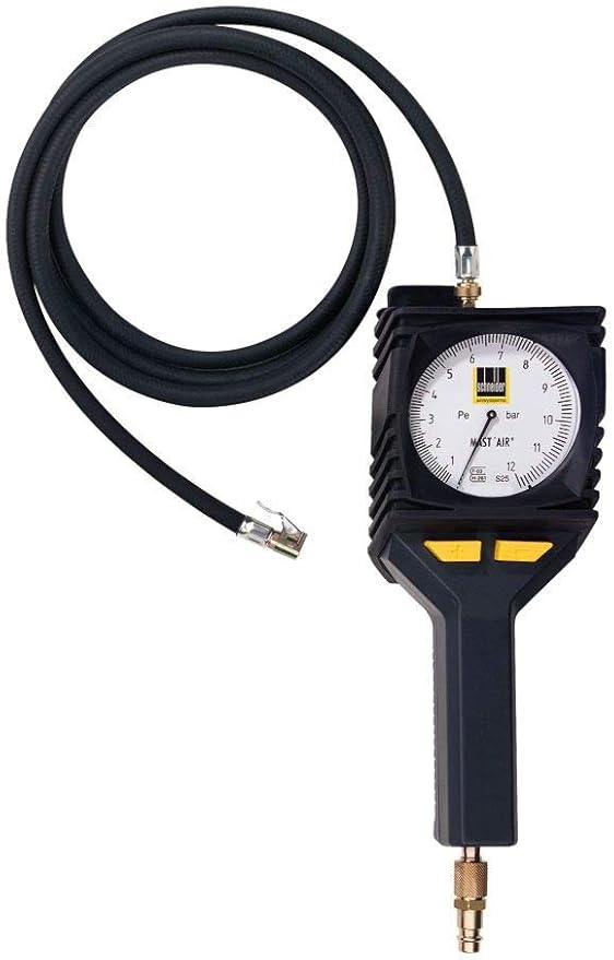 Abbildung des Reifenfüllers RF12MG 2,5 mit Momentstecker, der eine exakte Befüllung von Fahrzeugreifen ermöglicht, ausgestattet für einfache Handhabung und sicheren Reifendruck.