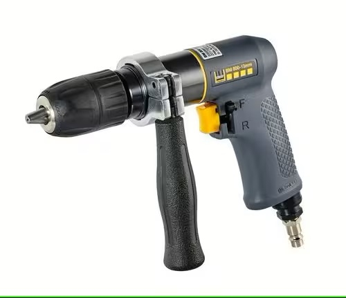 Elektrische Bohrmaschine mit ergonomischem Griff und robustem Gehäuse, ideal zum präzisen Bohren in Holz, Metall und Kunststoff.