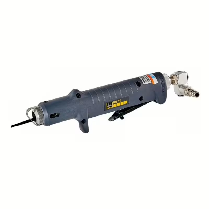 Handgeführte Karosseriesäge zum Schneiden von Metallblechen und Karosserieteilen, ideal für Werkstatt- und Fahrzeugreparaturen.